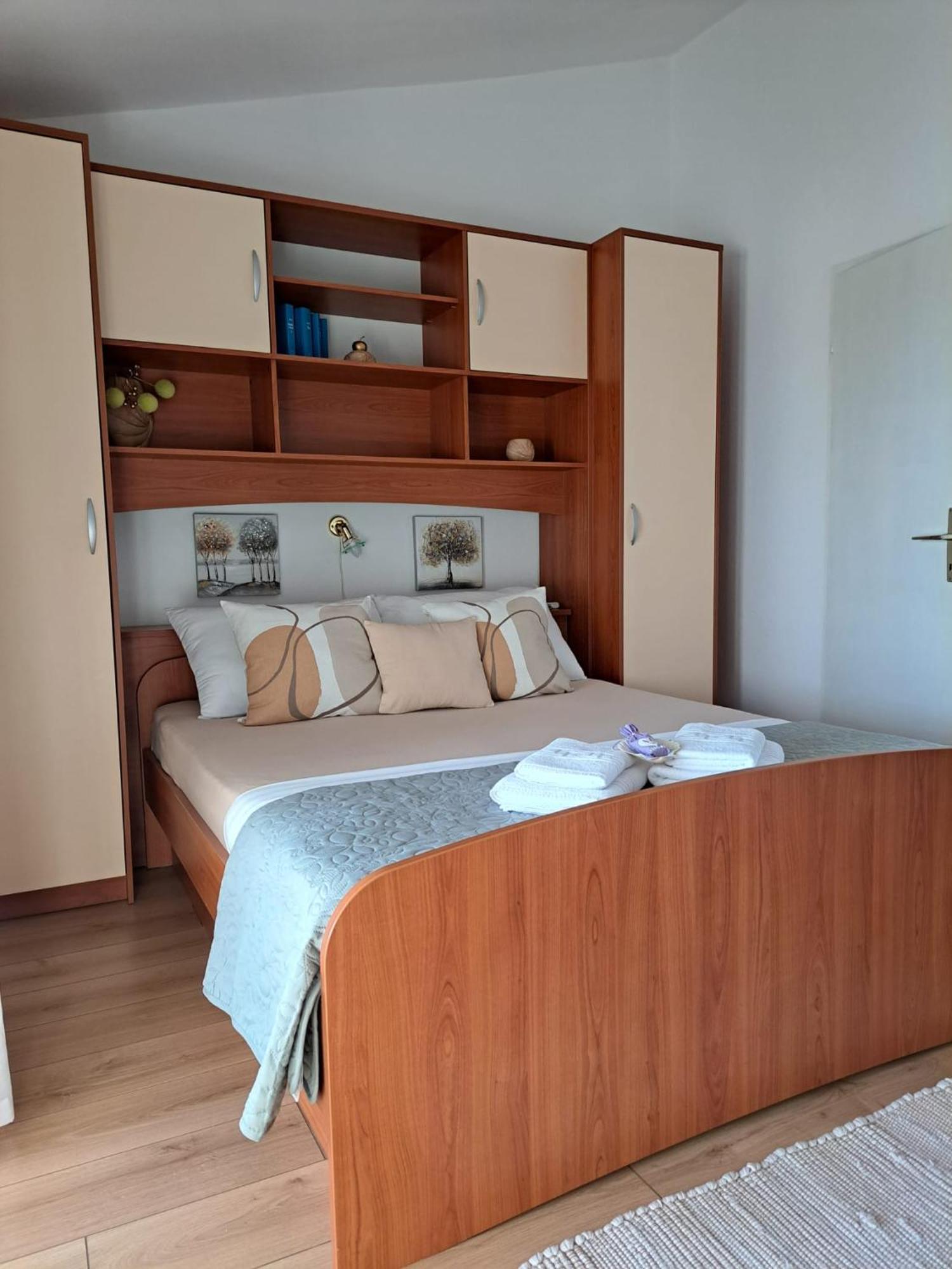 Apartments Marija Makarska Ngoại thất bức ảnh